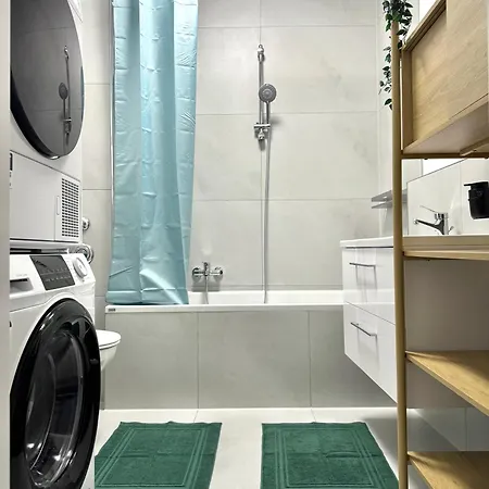 Superhosts Zentrum - Parkplatz - Terrasse - King-bett - Netflix Бремен